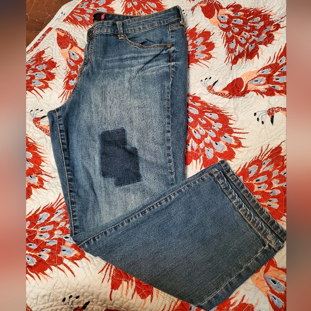 Torrid Jeans - Picture 2 of 4